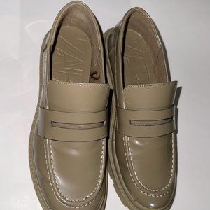 Zara Low Heel Lug Loafers in Khaki Green color for women